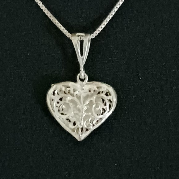 Pretty Sterling Silver 925 Filigree Heart Pendant Necklace 18" - Picture 4 of 11